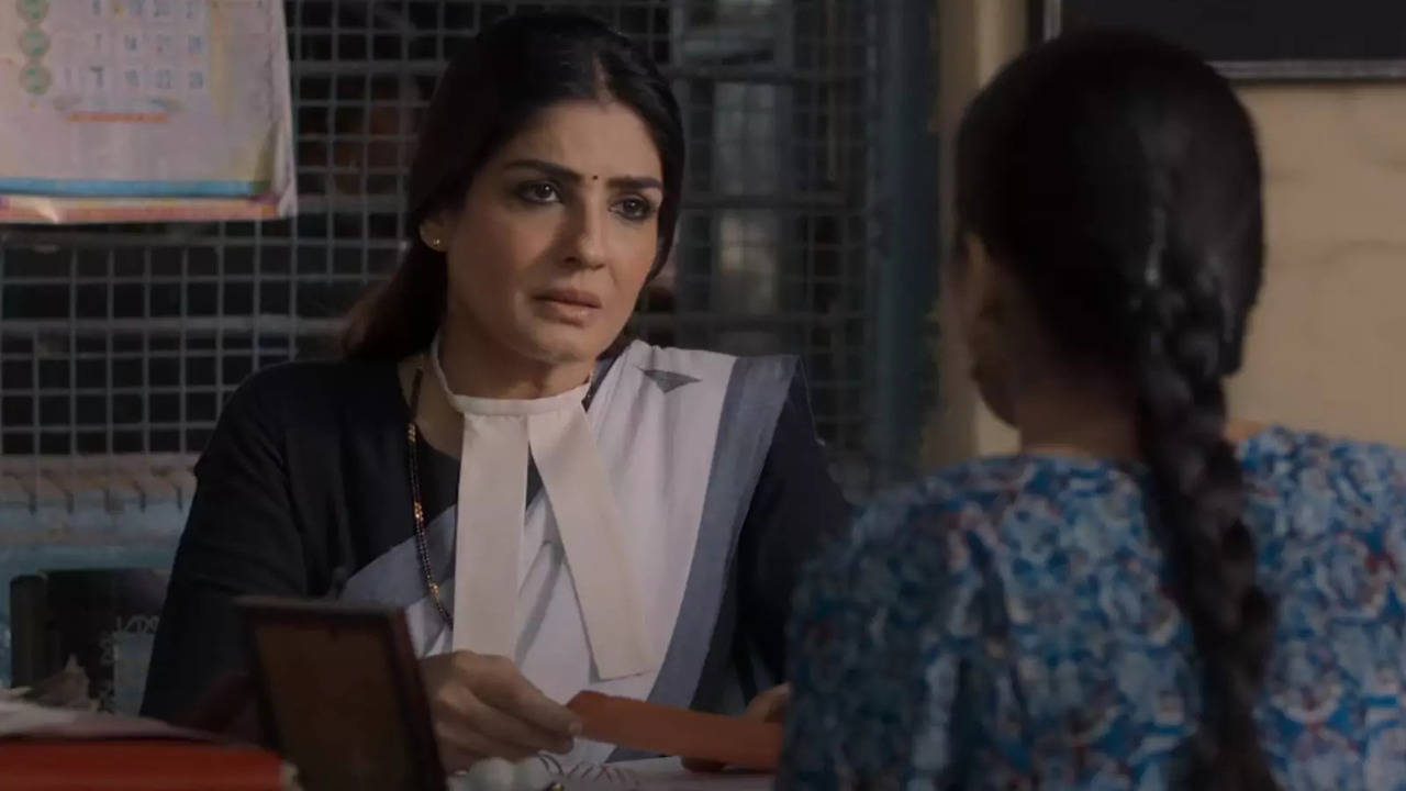 patna shuklla trailer: raveena tandon uncovers a cheating scandal in legal thriller