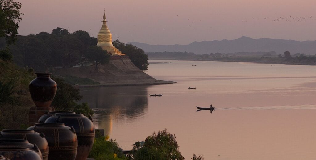 <p>Discover the mystical land of pagodas, traditional villages, and the historic city of Bagan.</p>