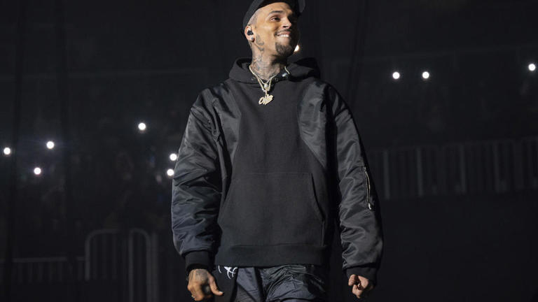 Chris Brown bringing "11:11 Tour" to Philadelphia in June