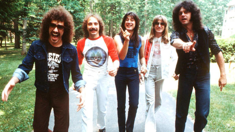 Journey’s Greatest Hits: 11 of The Band's Best Songs Ranked