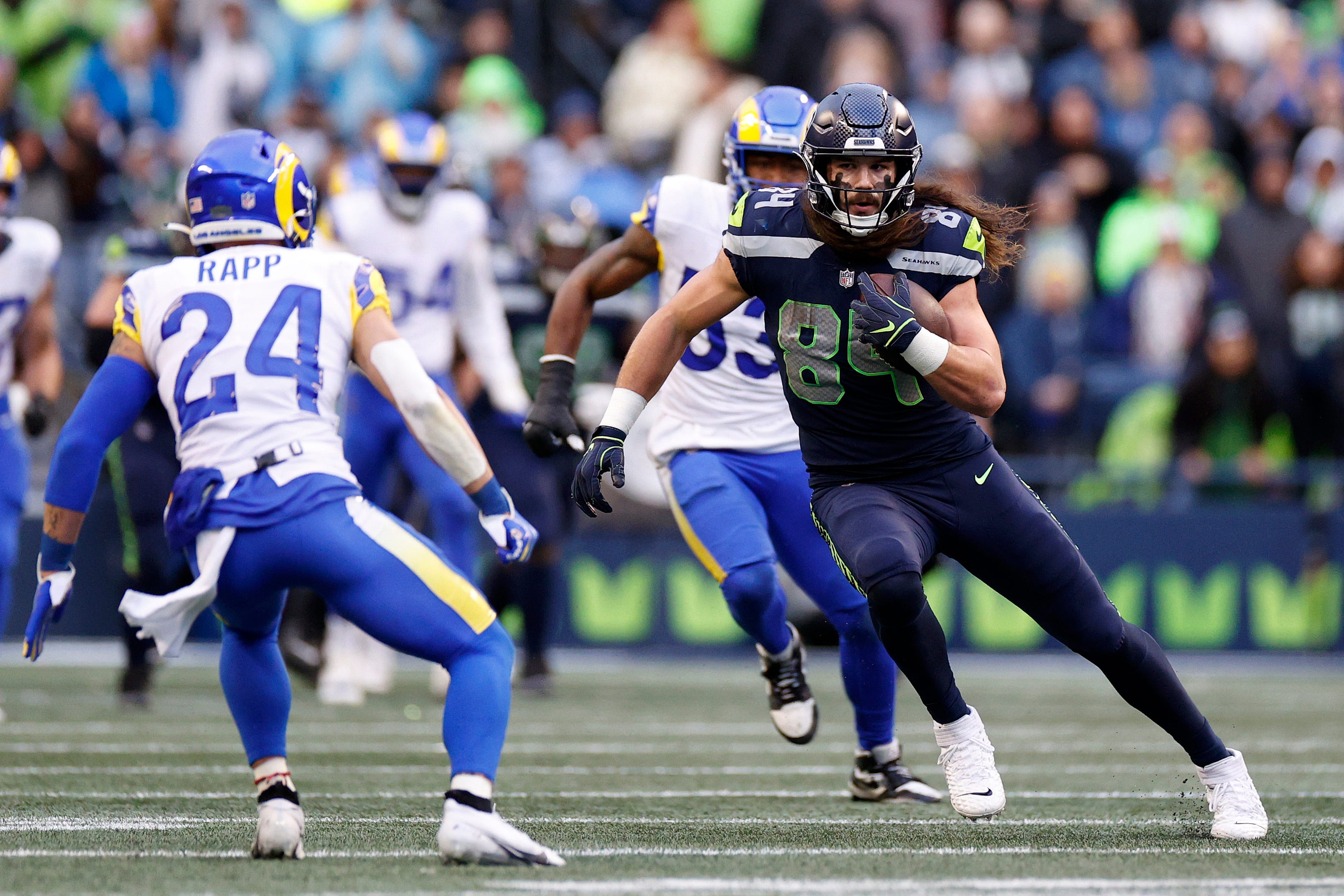 Seahawks TE Colby Parkinson Intends To Sign 3-year Deal With The Rams