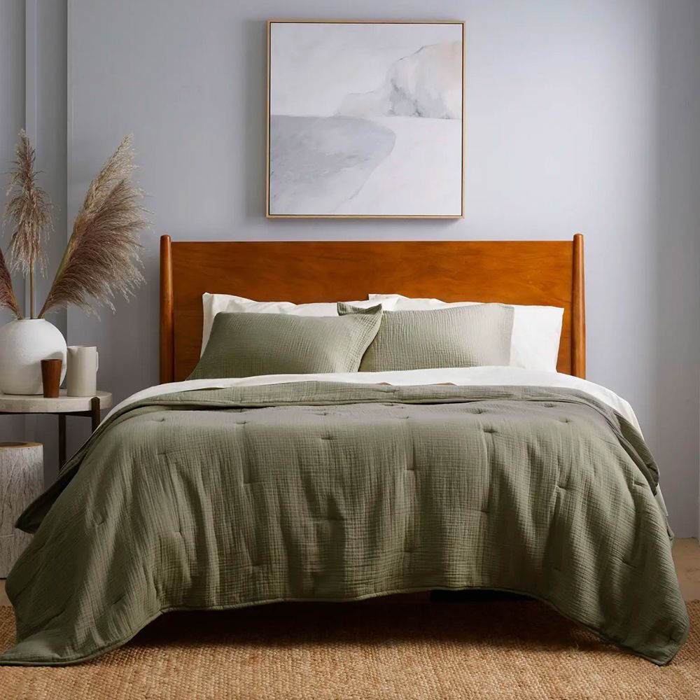 The 14 Best Bed Quilts for More Style and Less Sweating While You Sleep