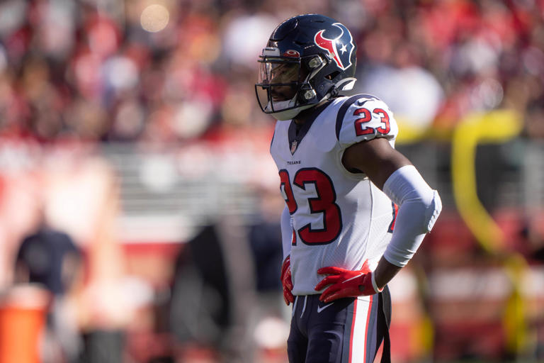 Texans add another CB, agree to 2-year deal with Mike Ford