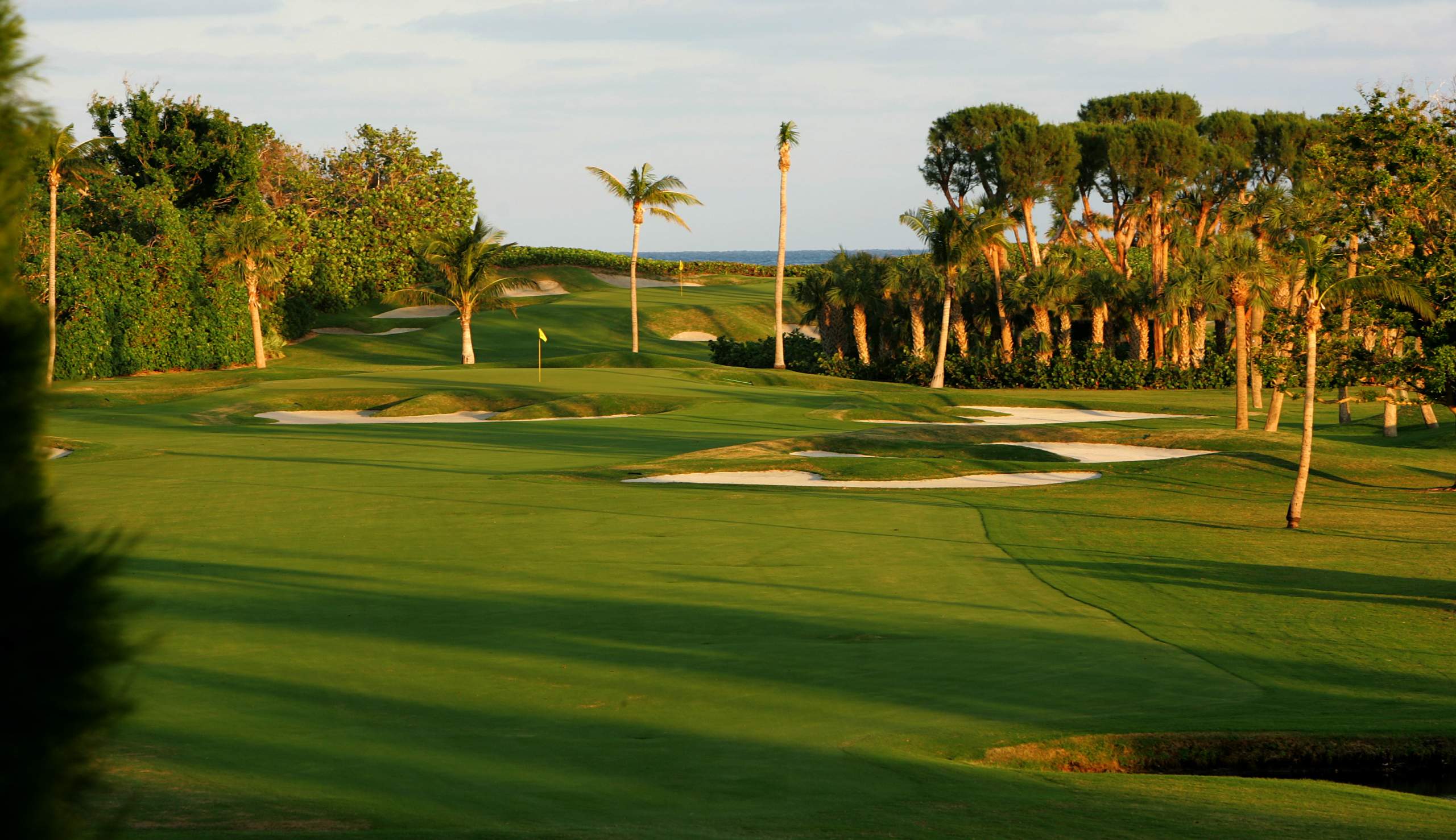 <em><b>Course Location: Juno Beach, Florida </b></em> Built in 1929, the Seminole Golf Club has long been a popular destination. Over the years, the club has hosted several high-profile members -- including Henry Ford II, Jack Chrysler, Joseph P. Kennedy, and John Pillsbury. Additionally, Presidents John F. Kennedy and Gerald Ford frequented the course. The course itself is known to be firm, but that can sometimes become an issue when the wind comes in off the ocean. If the breeze catches the ball just right, it may run far past your desired landing spot.