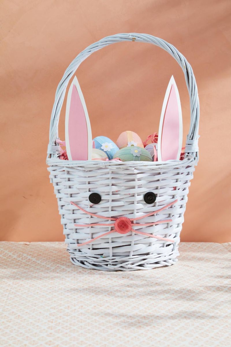 43 Fun Easter Egg Hunt Ideas That Will Make for an Eggscellent Time