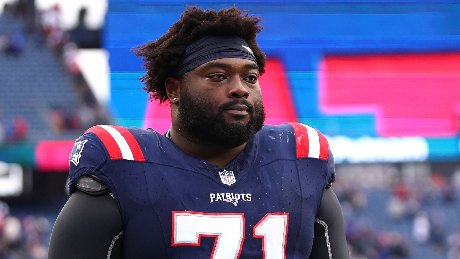 Patriots Re-sign Michael Onwenu On Reported 3-year, $57 Million Contract