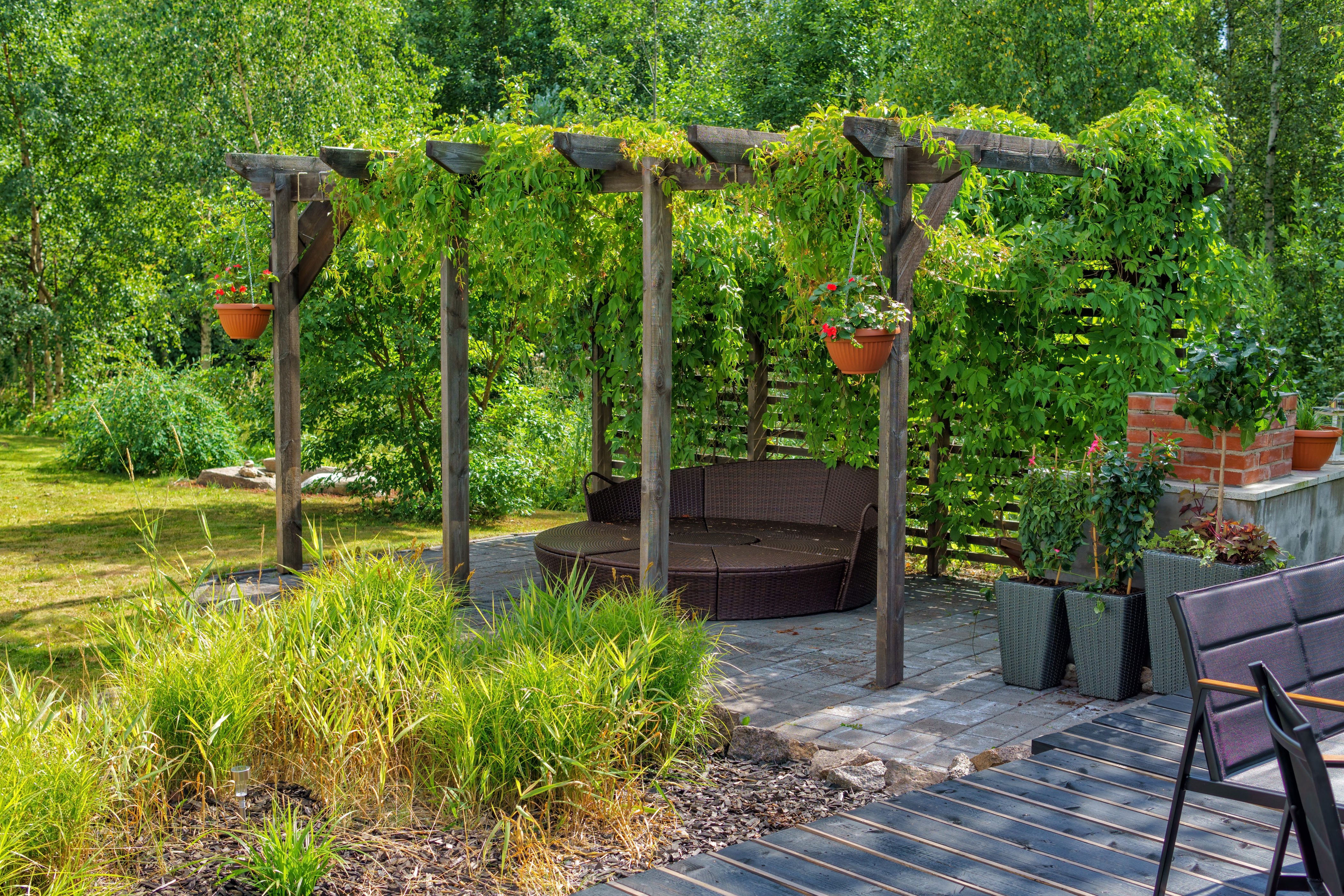 50 Privacy Fence Ideas To Stylishly Seclude Your Outdoor Sanctuary