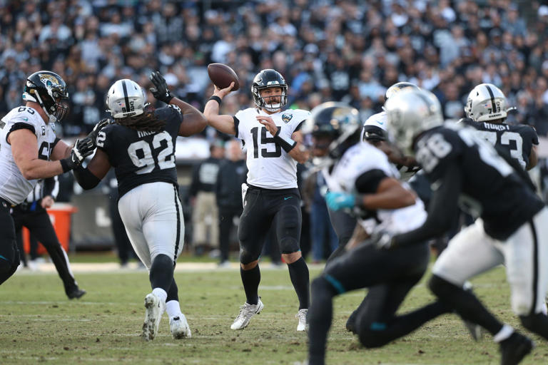 Raiders sign free-agent QB Gardner Minshew