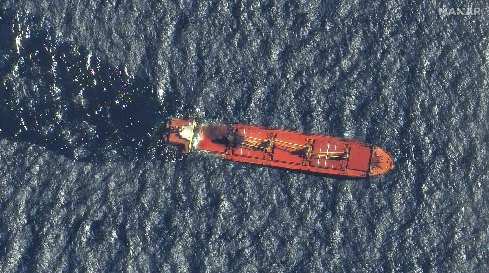 χούθι: απειλούν με πλήγματα κατά πλοίων που πηγαίνουν στο ισραήλ