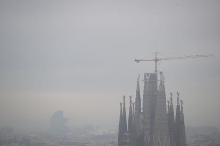 giro inesperado del tiempo en barcelona: el meteocat adelanta la llegada de las lluvias