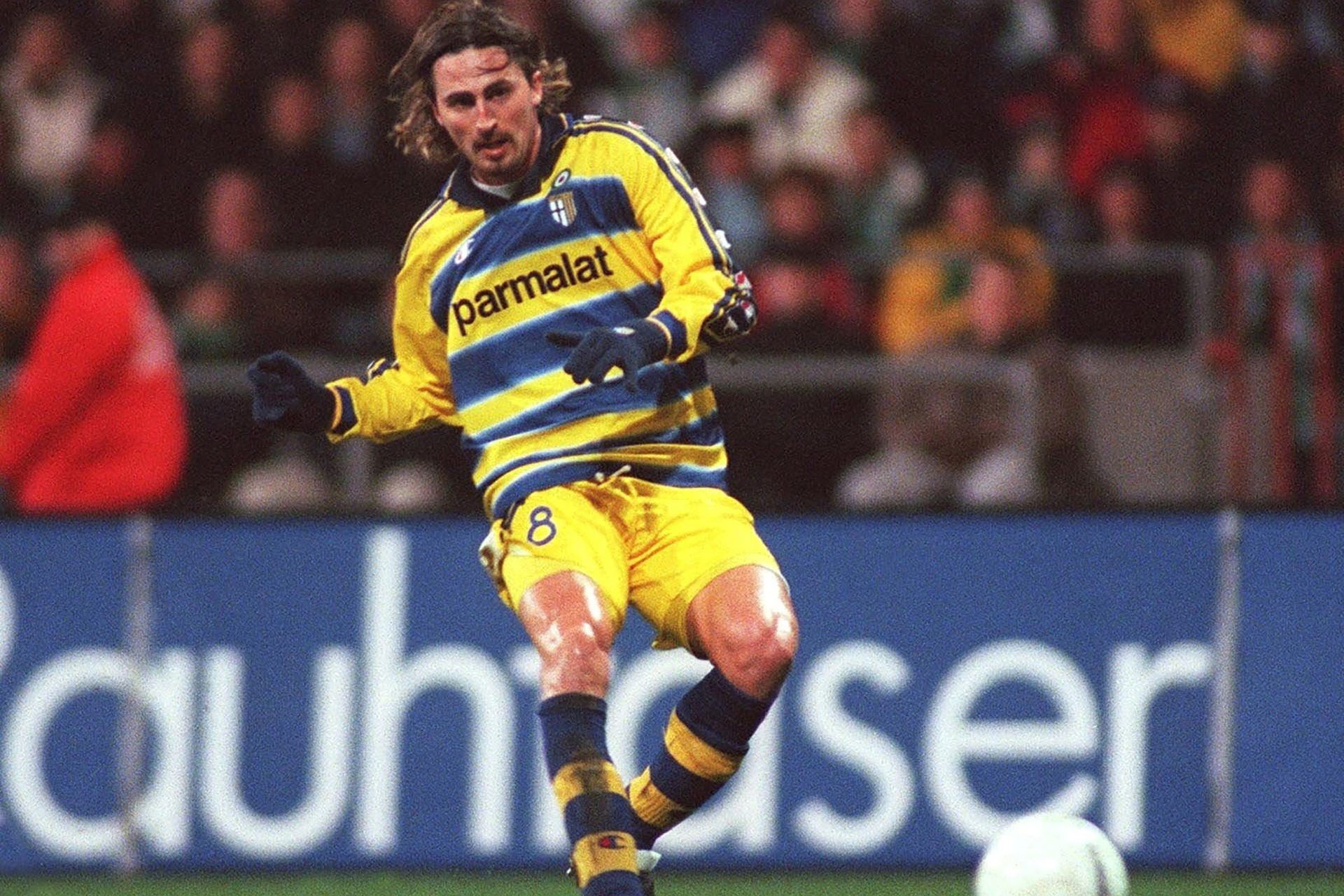 Дино баджо. Дино Баджо футболист. Baggio vs Parma 1999. Дино Баджо Лацио. Джанлука Виалли 2023.