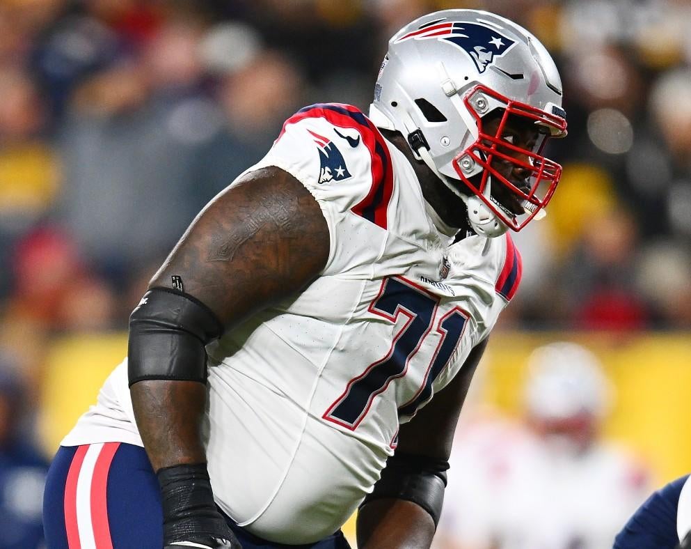 Patriots Re-signing Mike Onwenu To Three-year, $57 Million Deal With ...