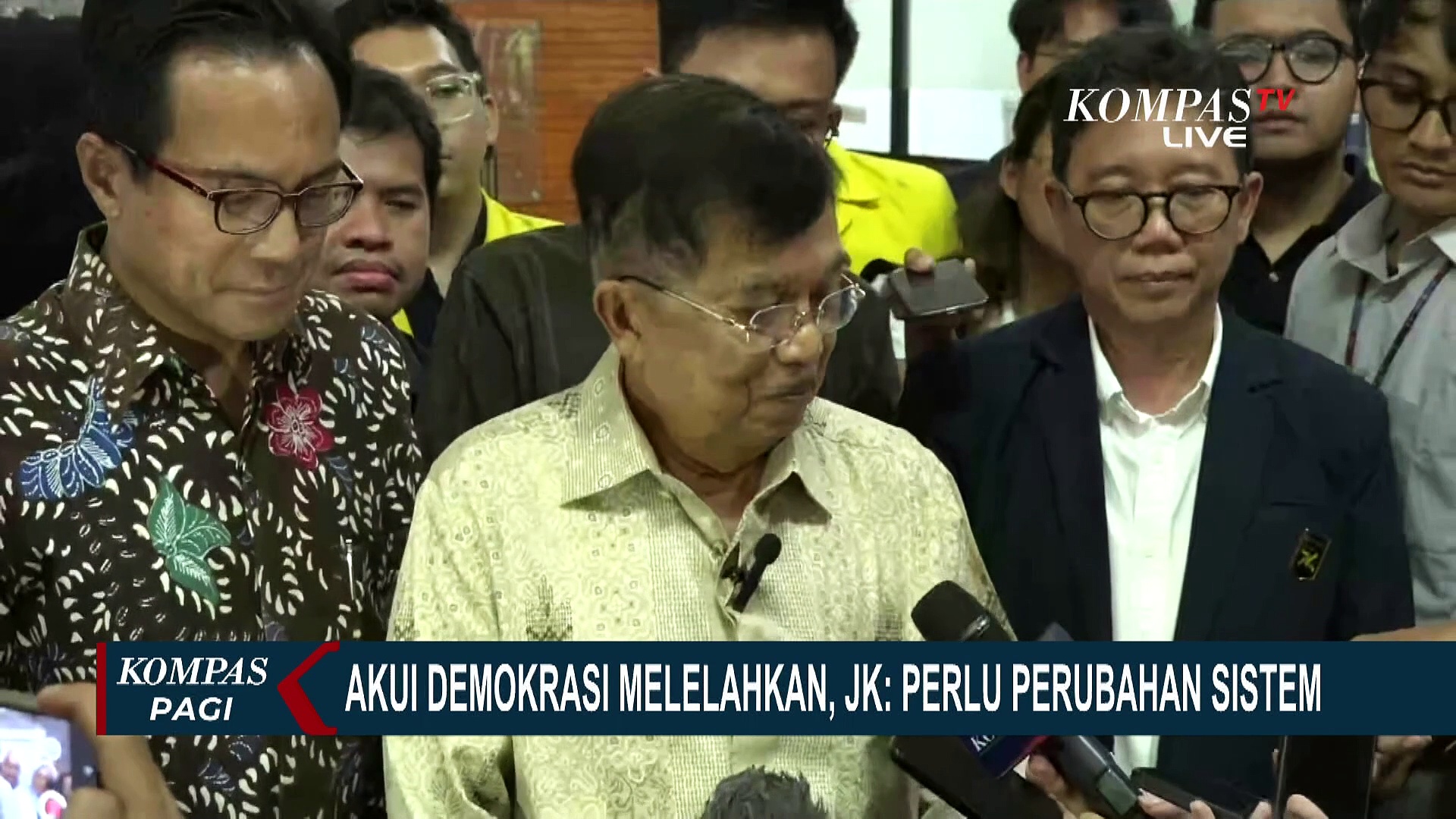 Jusuf Kalla Sependapat Pernyataan Prabowo, Demokrasi Di Indonesia Mahal ...