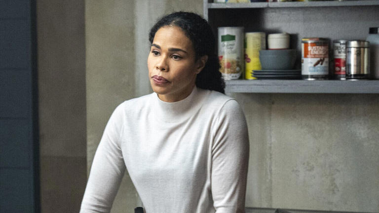  'Something's Gotta Give': FBI: Most Wanted's Roxy Sternberg Previews The 'Real Disturbing Stuff' As Barnes Faces Family Drama 