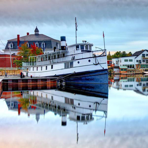 80 Best Small Lake Towns in the U.S.