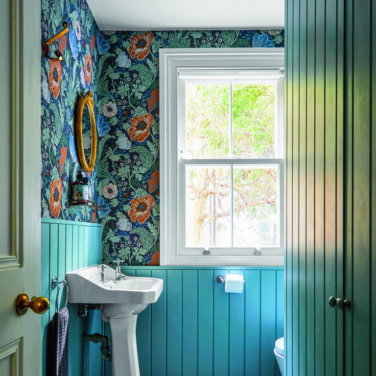 Should you wallpaper a bathroom? 10 tips from the experts on how to ...