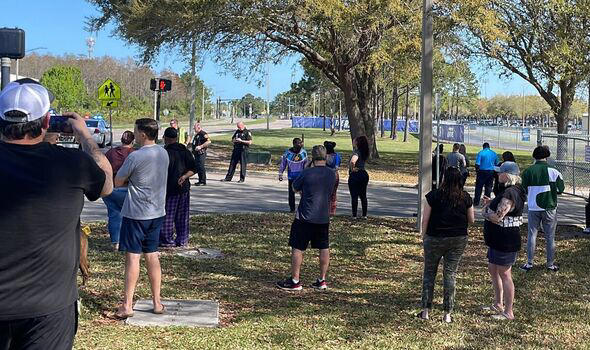 Timber Creek High School Lockdown Campus Safe After Suspicious Person With Gun Report 