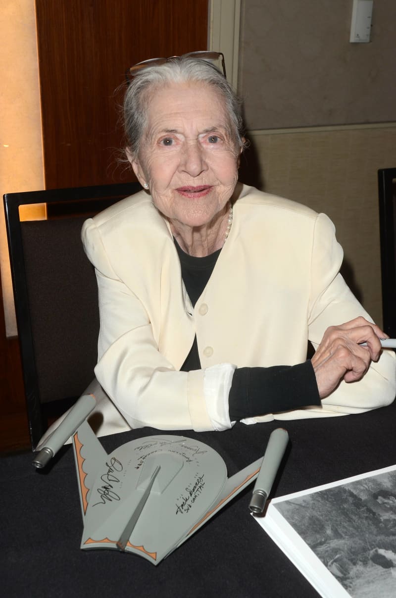 Are Larry And Joanne Linville Related?