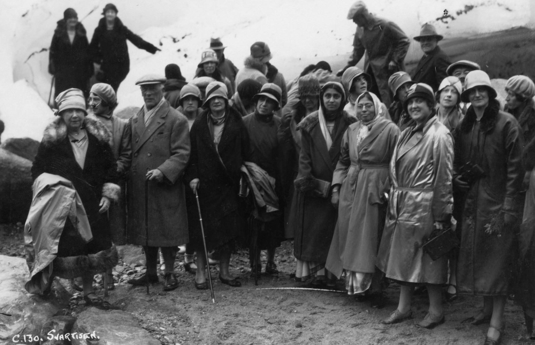 Vintage photos of the world's national parks as you've never seen them ...