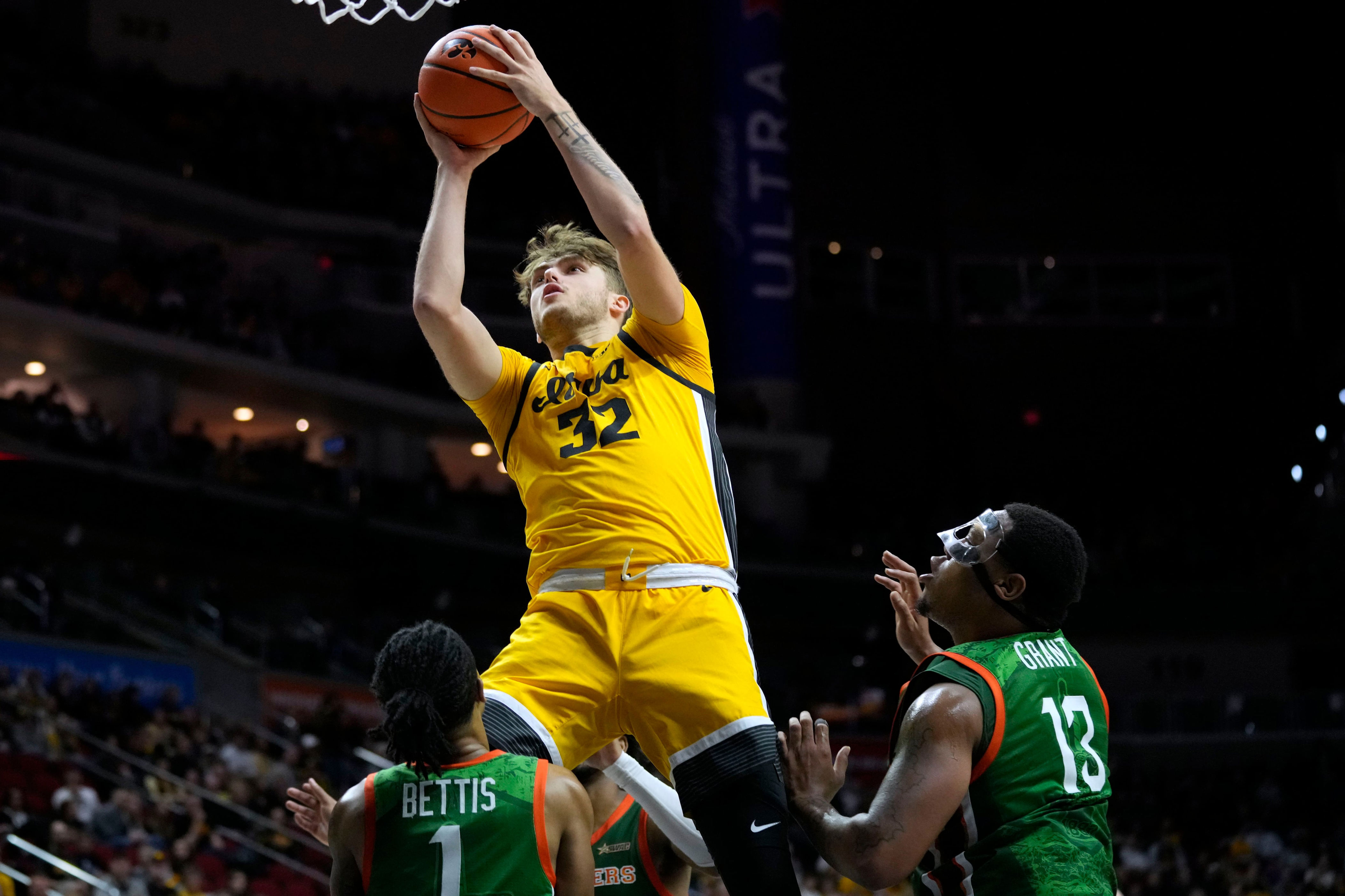 Moline Native And Iowa’s Owen Freeman Named Big Ten Freshman Of The Year