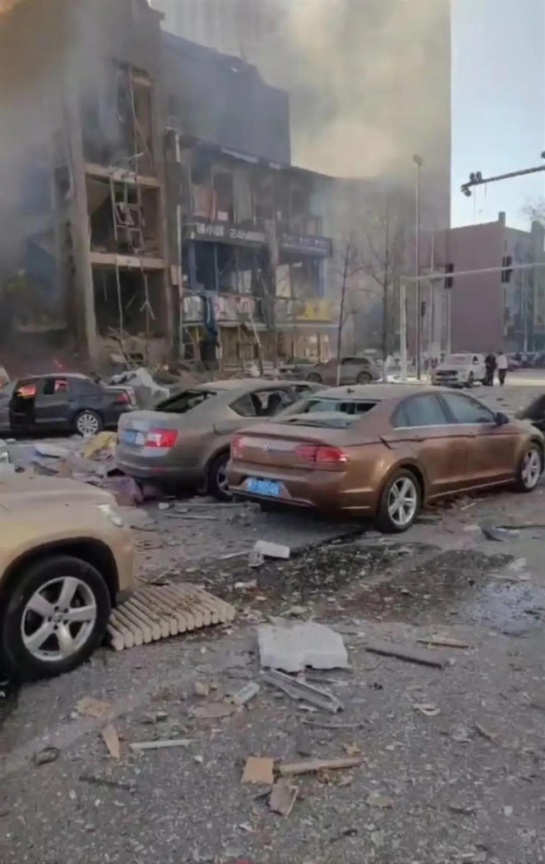 廊坊燕郊一老小区底商爆炸：有店铺“顶塌了”，消防154人赶赴现场