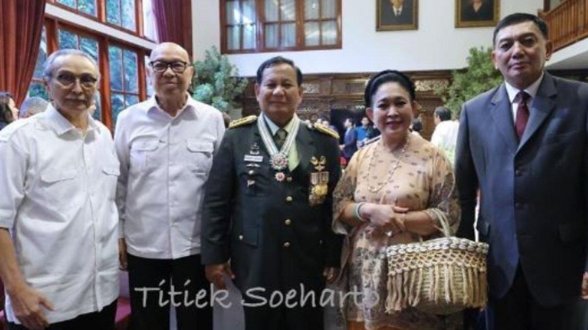 5 Momen Kebersamaan Prabowo Dan Titiek Soeharto,Buka Puasa Bareng,Tak ...