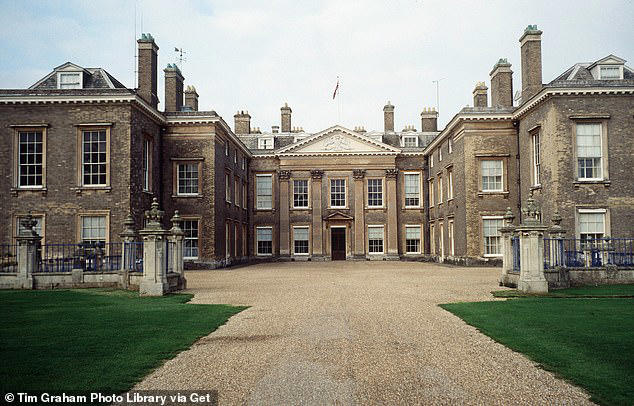 Thanks to male primogeniture, Louis will one day inherit Althorp house