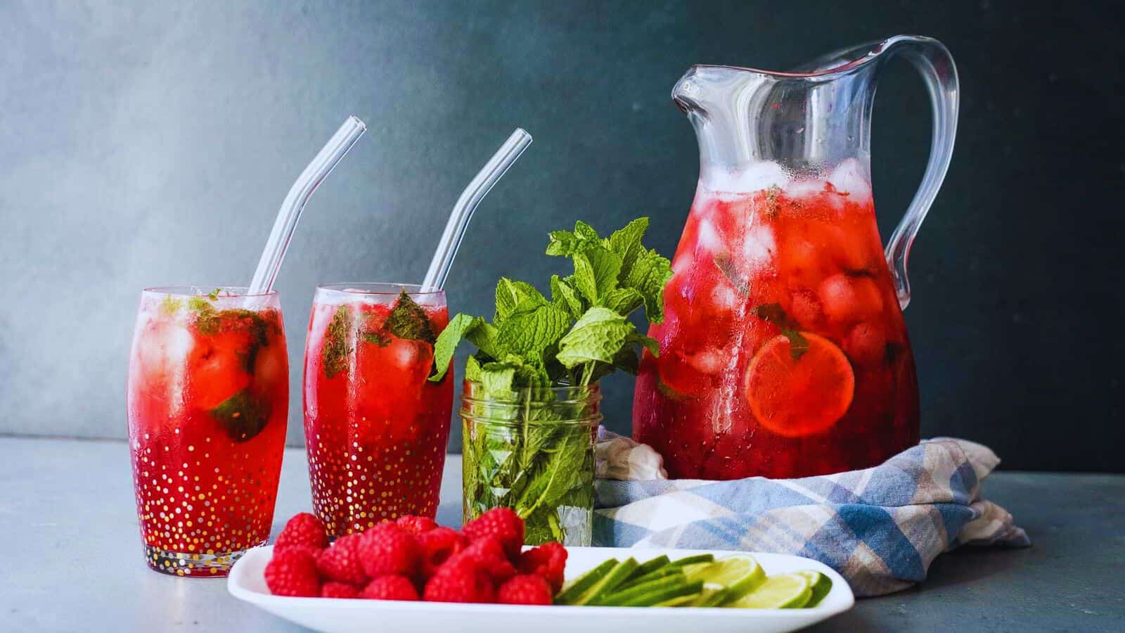 <p>Savor the freshness of a Raspberry Mojito Cocktail. Made with mint, rum, and fresh raspberries, it’s a modern take on a classic drink. Perfect for warm evenings when you want something light and flavorful. Takes about 5 minutes to prepare, allowing you to enjoy its vibrant taste without waiting long.<br><strong>Get the Recipe: </strong><a href="https://reneenicoleskitchen.com/raspberry-mojito-cocktail/?utm_source=msn&utm_medium=page&utm_campaign=10%20classic%20cocktails%20&%20mocktails%20you%20should%20know%20how%20to%20make">Raspberry Mojito Cocktail</a></p>