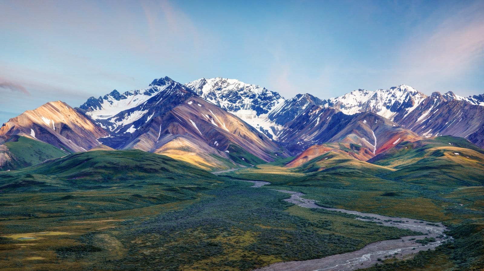 <p><span>Denali National Park offers more than just scenic landscapes; it connects profoundly to nature and wildlife. Plan a diverse itinerary to explore the park’s different facets and embrace the sense of wonder that Denali inspires.</span></p> <p><span>More Articles Like This…</span></p> <p><a href="https://thegreenvoyage.com/barcelona-discover-the-top-10-beach-clubs/"><span>Barcelona: Discover the Top 10 Beach Clubs</span></a></p> <p><a href="https://thegreenvoyage.com/top-destination-cities-to-visit/"><span>2024 Global City Travel Guide – Your Passport to the World’s Top Destination Cities</span></a></p> <p><a href="https://thegreenvoyage.com/exploring-khao-yai-a-hidden-gem-of-thailand/"><span>Exploring Khao Yai 2024 – A Hidden Gem of Thailand</span></a></p> <p><span>The post <a href="https://passingthru.com/denali-adventure-a-day-of-discovery/">Denali Adventure – A Day of Discovery in Alaska’s Majestic National Park</a> republished on </span><a href="https://passingthru.com/"><span>Passing Thru</span></a><span> with permission from </span><a href="https://thegreenvoyage.com/"><span>The Green Voyage</span></a><span>.</span></p> <p><span>Featured Image Credit: Shutterstock / attilio pregnolato.</span></p>