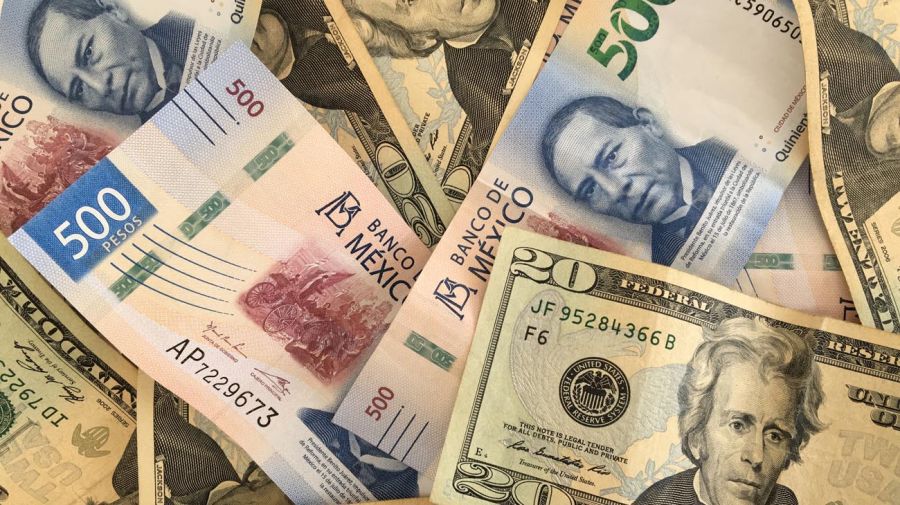 precio del dólar a peso mexicano hoy, martes 30 de abril de 2024: a cuánto está el tipo de cambio en el mercado