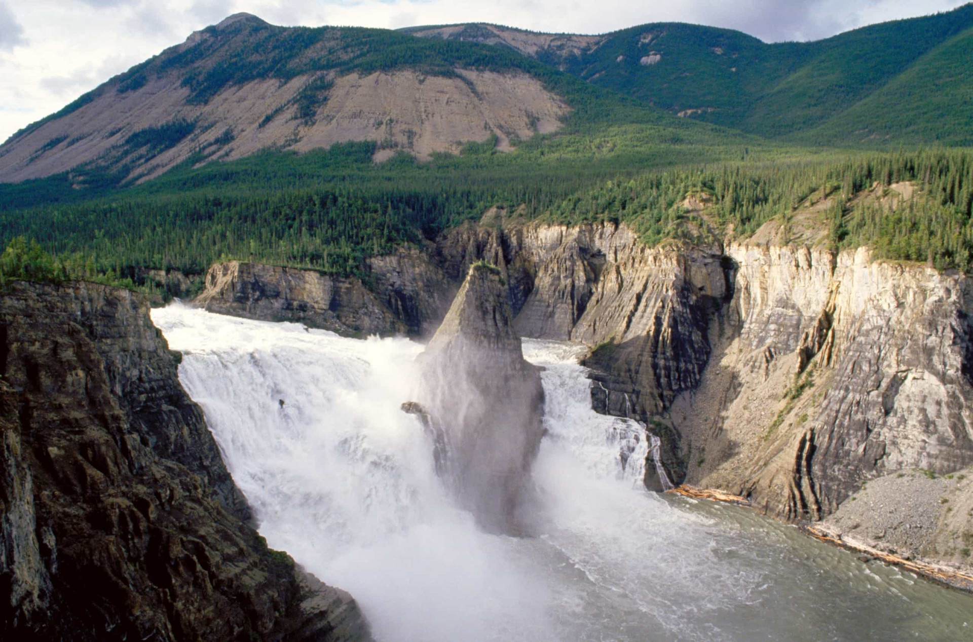 Discover Canada's amazing national parks