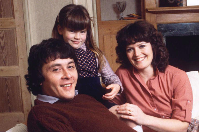 Chris Capstick/Shutterstock Kate Beckinsale with her parents Richard Beckinsale and Judy Loe in 1978.