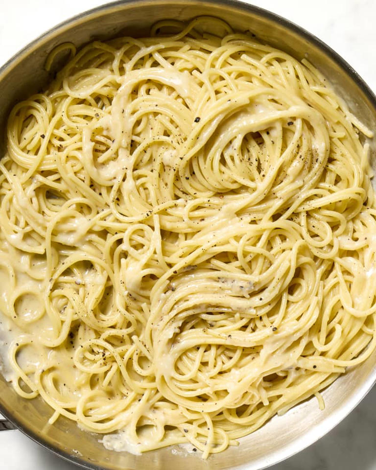 This Creamy, 3-Ingredient Pasta Will Instantly Transport You to Rome