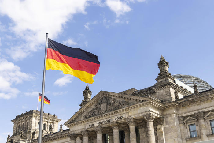 deutschland rutscht in wichtiger rangliste der wettbewerbsfähigkeit weiter ab – autoren der studie kritisieren ampel