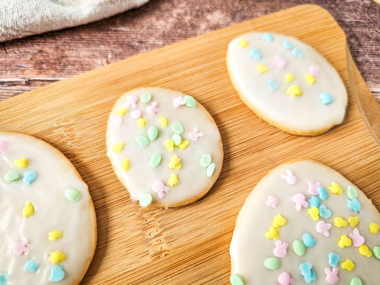 Frosted Easter Cookies Recipe