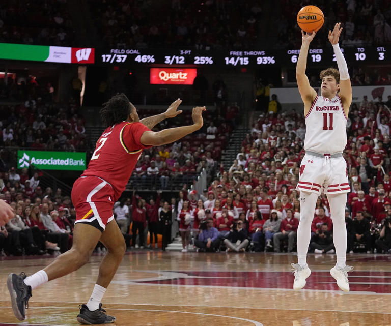 Wisconsin Basketball on X: WIS 78, UMD 38  7:34 2H @CEssegian with the  immediate impact, hitting back-to-back 3s  / X