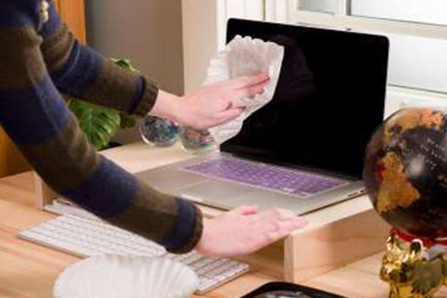 30 Tips to Deep Cleaning Your Living Room