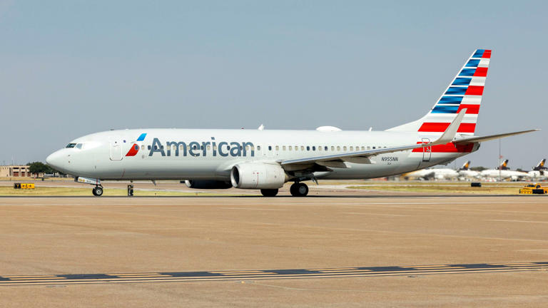 An American Airlines Boeing 737-823 taxis to a gate at DFW International Airport, Tuesday, Aug. 22, 2023.
