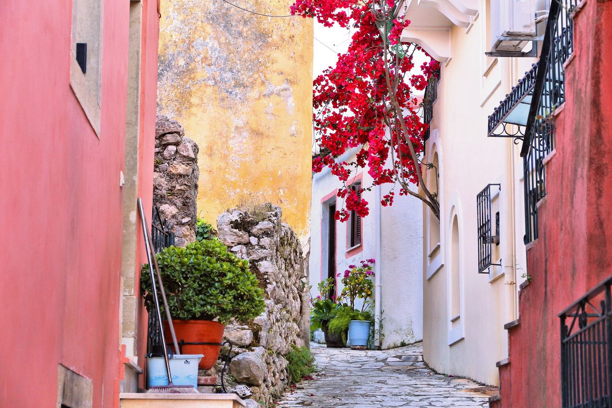 <p>Get a sense of the real old Corfu among the narrow stone streets of Sinarades, where you’ll find an old bell tower, folklore museum and bright white chapel on a nearby island. Walk to the Aerostato cliffs for stunning views across Agios Gordios beach.</p>