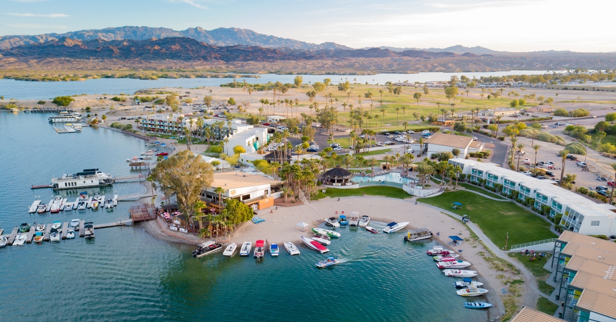 <p> You might automatically think first about the East Coast for spring break, but Lake Havasu City has one of the biggest celebrations in the West. </p> <p> Spend your days renting boats and partying with fellow revelers on the water. After sunset, enjoy the vibrant nightlife scene. </p> <p> If nature is more your thing, spend your nights stargazing: The view is epic. </p>