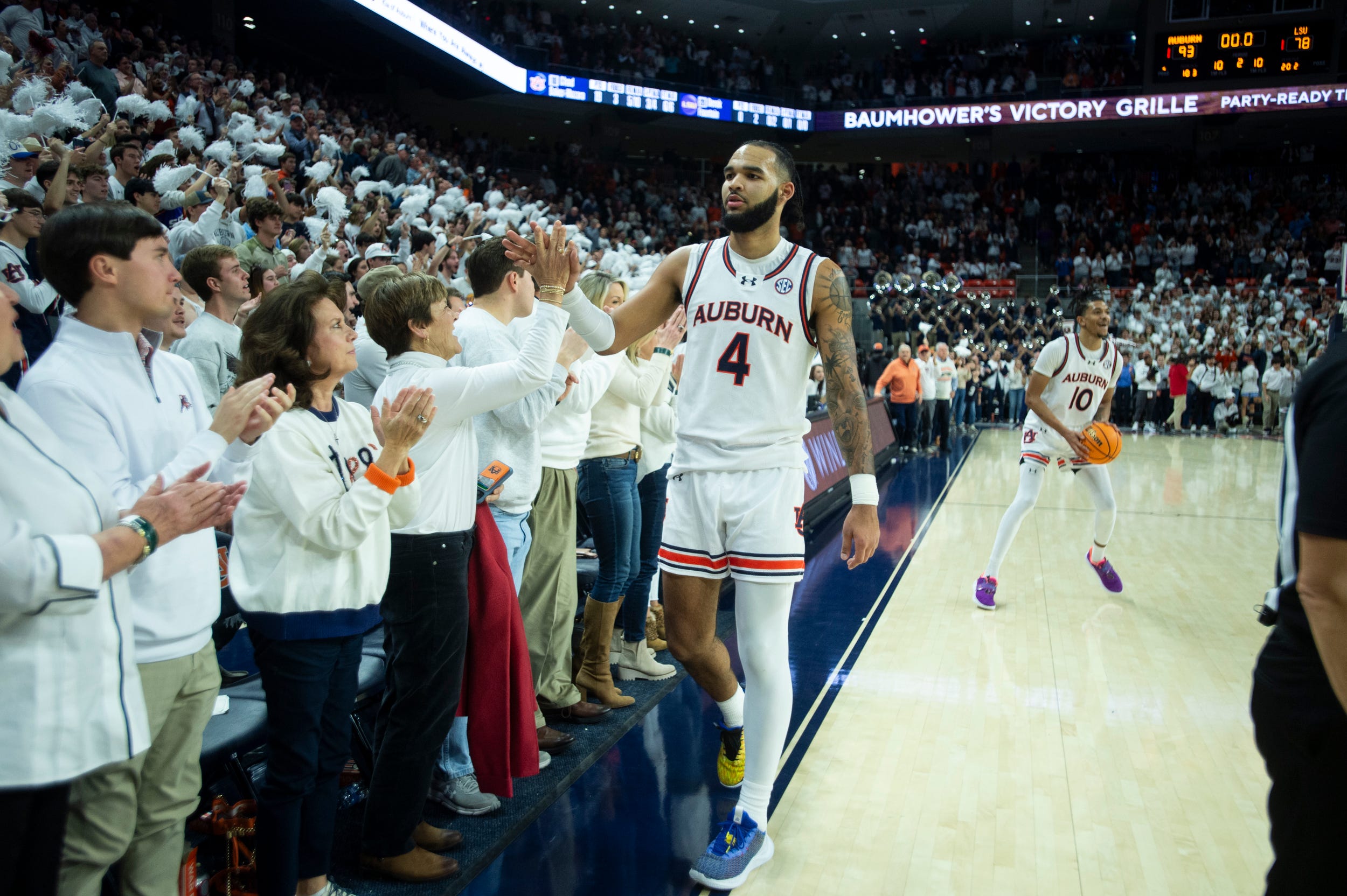 Auburn Basketball Star Johni Broome Set To Return To Tigers For Another ...