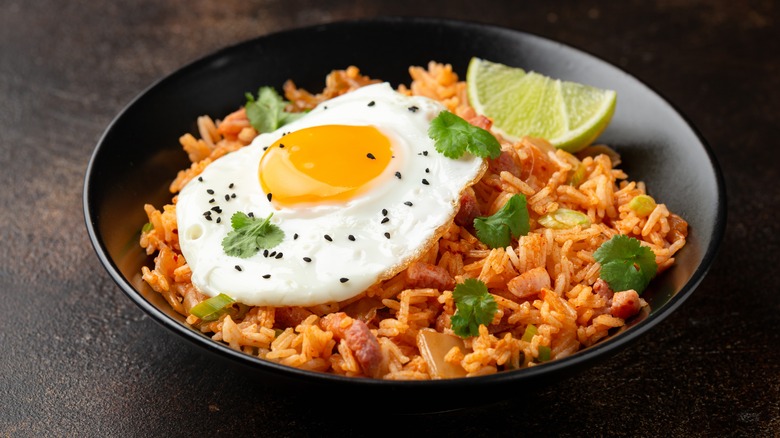 The Step You Never Want To Skip When Making Kimchi Fried Rice   BB1jUkeE.img