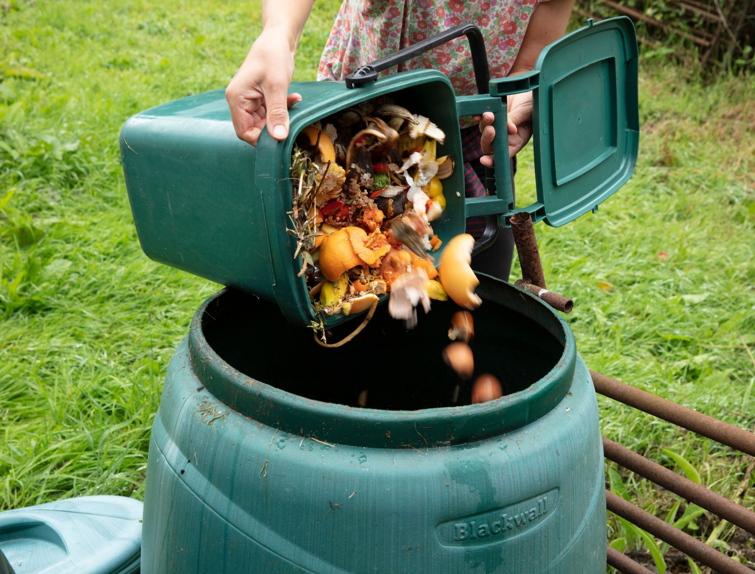 Mastering Hot Composting: Quick Guide For Gardeners