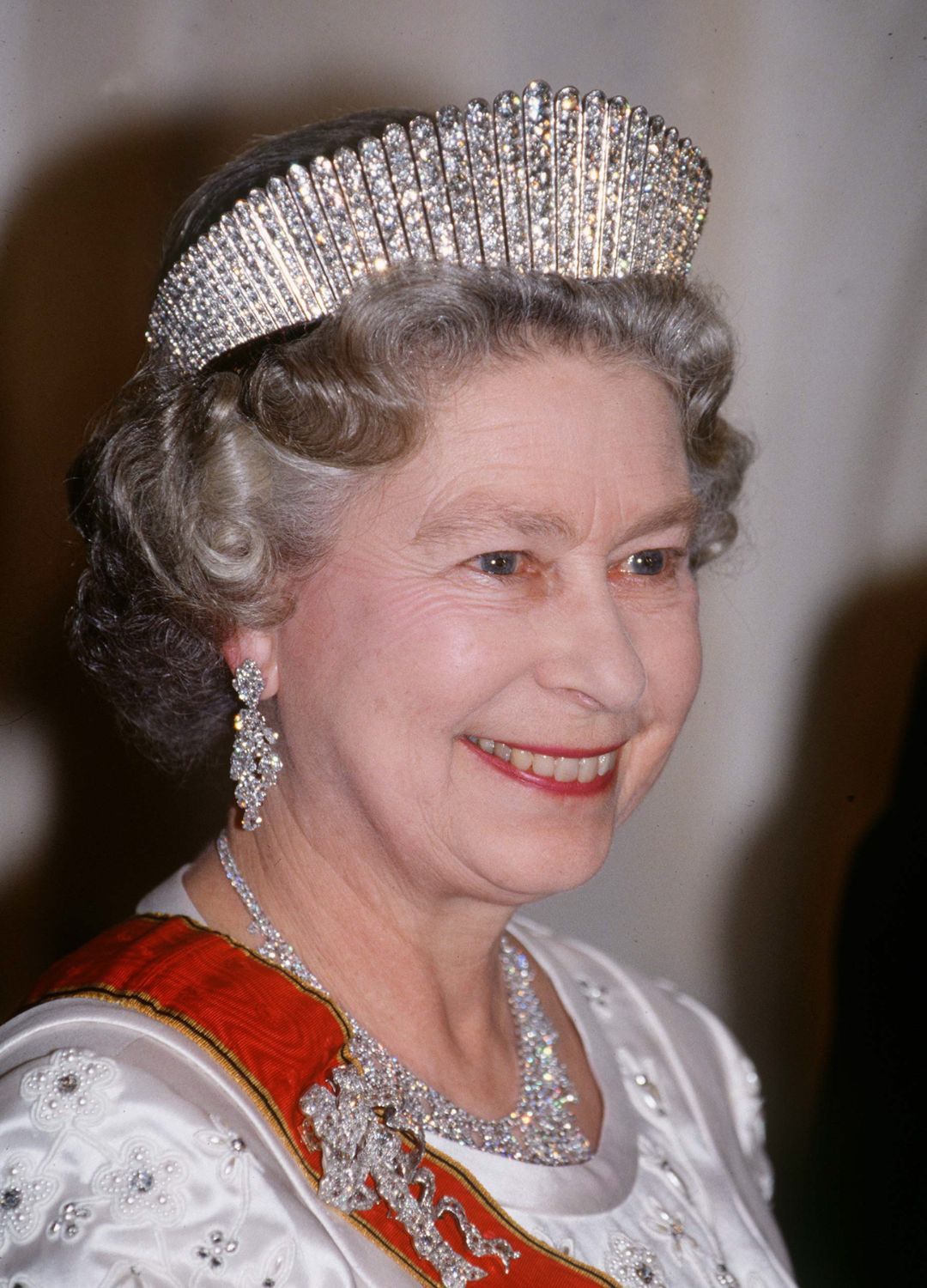 <p>                     Although this tiara is similar to the Kokoshnik Tiara Queen Elizabeth II wore to a State Dinner in Iceland in 1990, it's an entirely different headpiece. This tiara, named the Queen Mary Fringe Tiara was made for Queen Mary in 1919 and reused diamonds taken from a necklace that Queen Victoria purchased in 1893.                   </p>