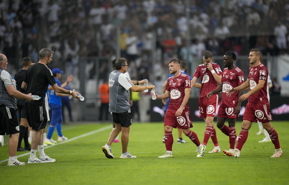 Ramadan 2024 : La FFF N’autorise Toujours Pas Les Pauses Pour Rompre Le ...