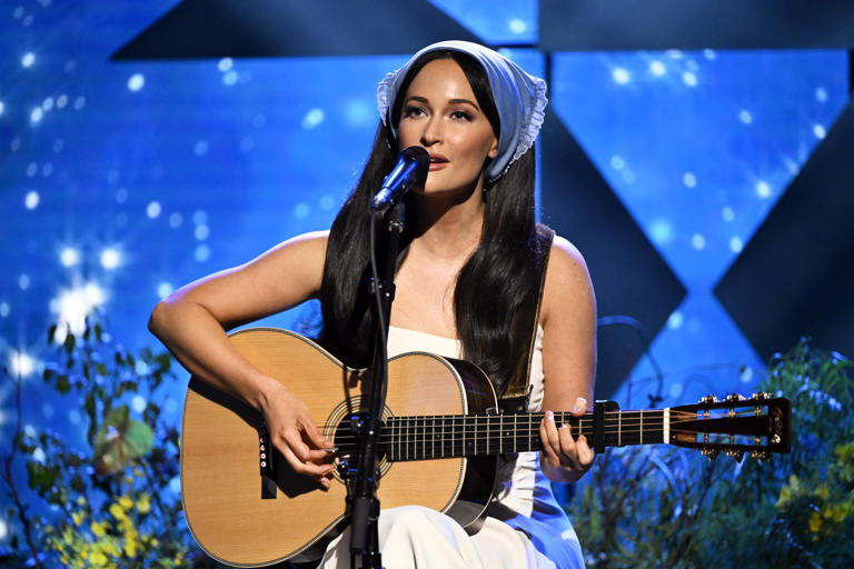 Watch Kacey Musgraves Perform Acoustic Number ‘The Architect' on ‘Fallon'