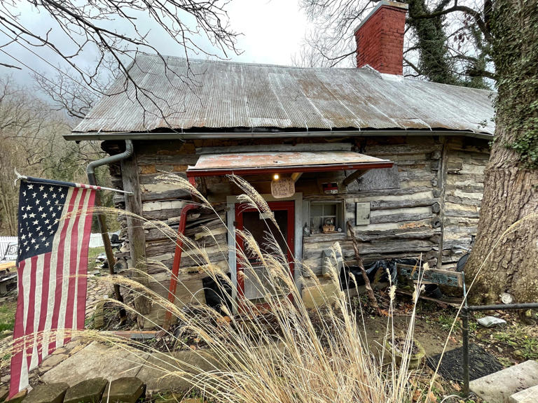 Archaeological dig begins at Cabell Log House: Day 1