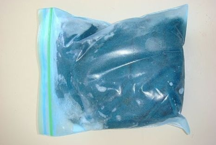<p>Rather than using melting ice, try making your ice packs with Ziploc bags and water! Fill the plastic with water, leaving enough room for expansion, and freeze them overnight. Once frozen, these containers can be used in your cooler. Not only will they keep your food and drinks cold, but they'll also eliminate the mess of melting ice.</p>