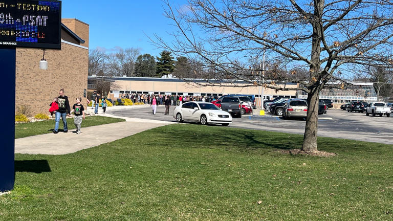 Ballard Elementary students safe at Niles High School after threat