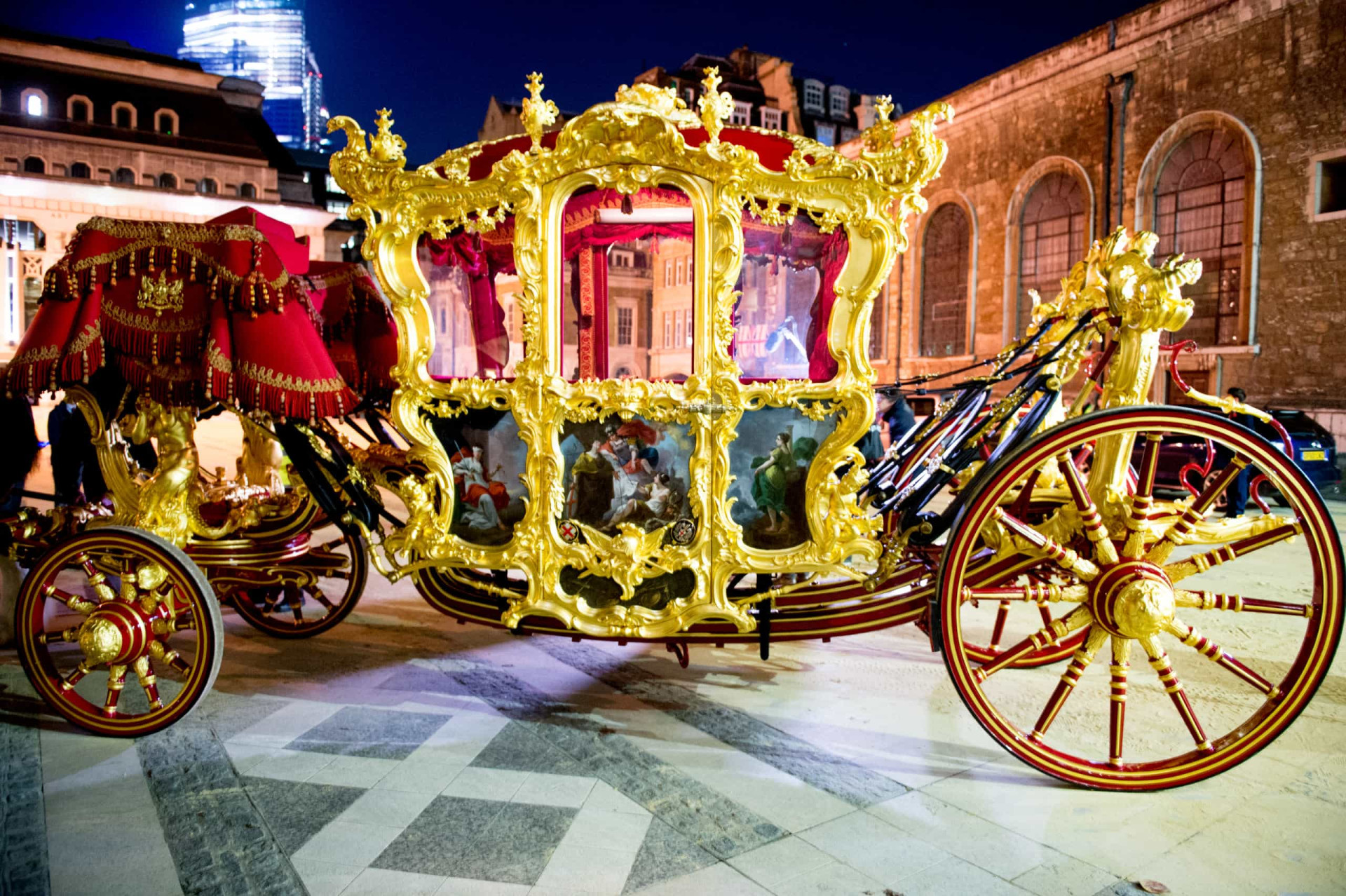 <p>The Lord Mayor of London's State Coach is the world's oldest ceremonial vehicle still in service, and has been used in every Lord Mayor's Show since 1757.</p><p>You may also like:<a href="https://www.starsinsider.com/n/343645?utm_source=msn.com&utm_medium=display&utm_campaign=referral_description&utm_content=516219v1en-us"> Rare finds: Celebrities who no one hates </a></p>